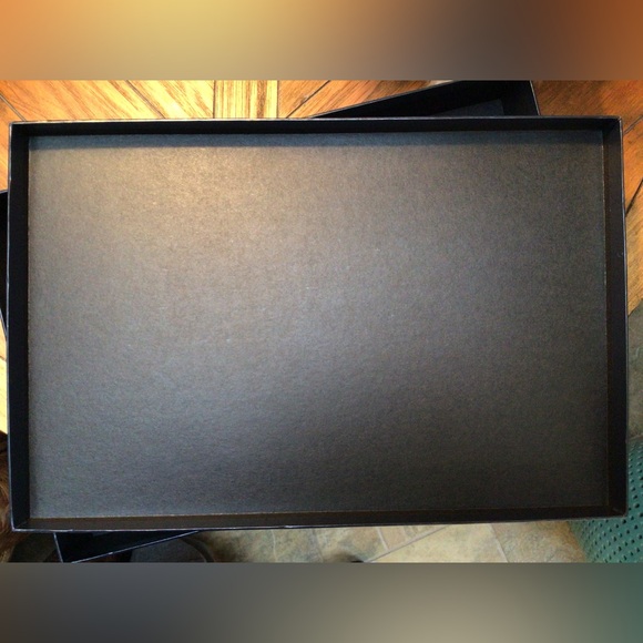 Ralph Lauren gift or storage box. EUC - Picture 10 of 10